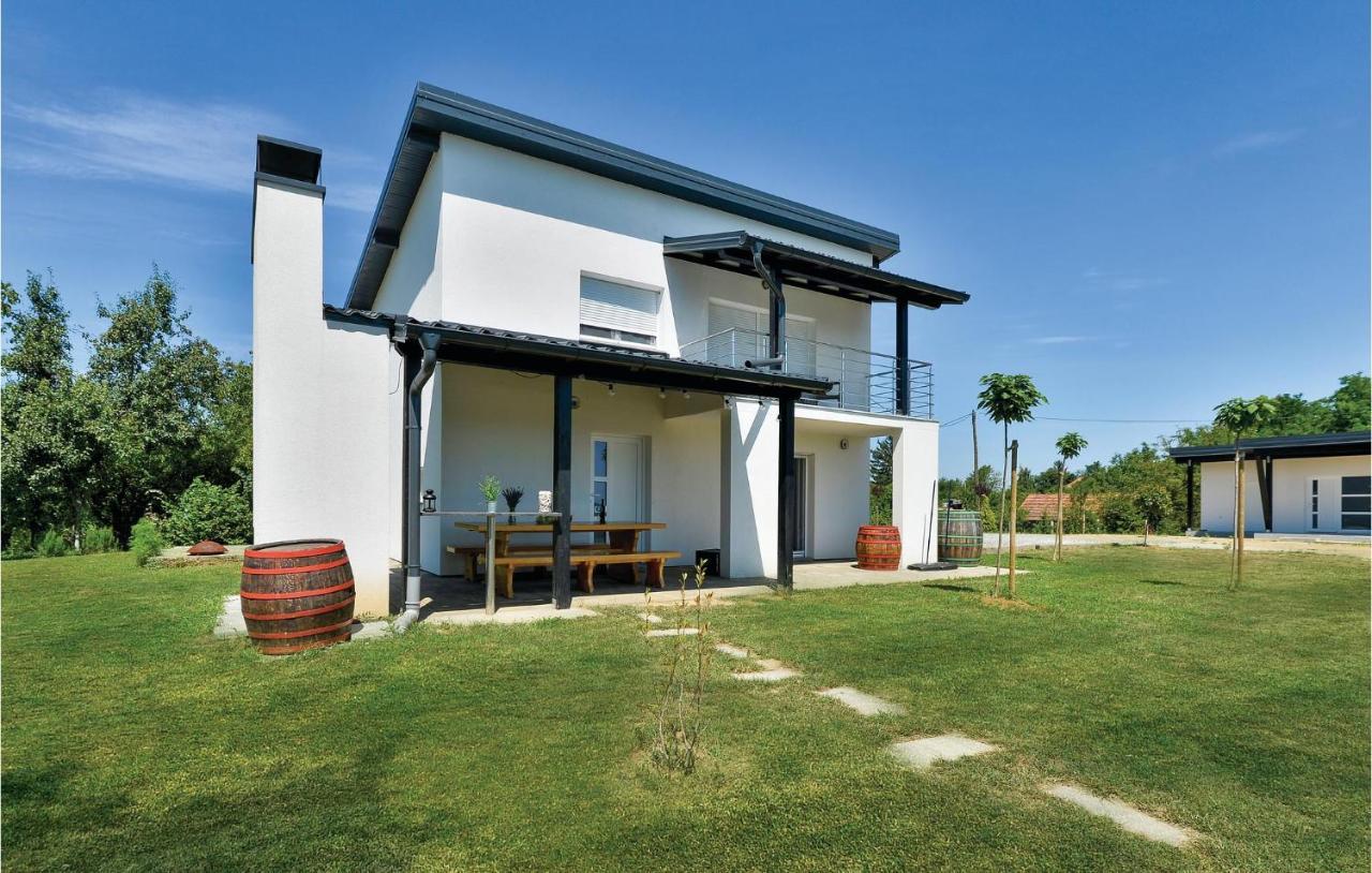 8 Bedroom Lovely Home In Durdevac Thurdevac Luaran gambar